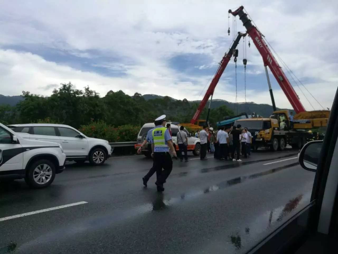 蒙河高速車禍事件，平靜旅途中的意外沖擊