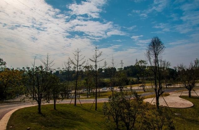 簡陽鰲山公園最新圖片，自然與人文的和諧交融之美展示！